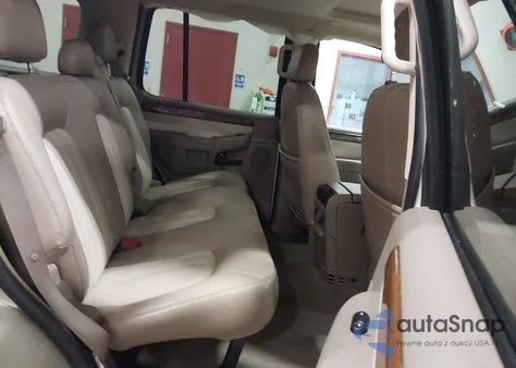 2004 Mercury Mountaineer из США, поврежденный, VIN 4M2DU86WX4ZJ18438